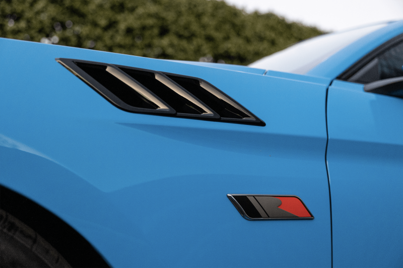 Roush 2015–2023 Roush Mustang Kotflügelentlüftungen – Glanzschwarz