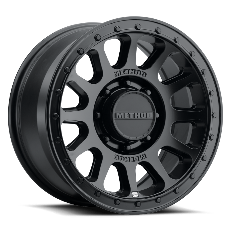 Method MR709 HD Bead Grip 18x9 Zoll / ET12 / 8x180 BP / 124,1 mm Nabenbohrung – Schwarze Felge
