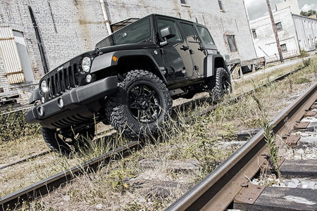 jeep-lift-kit_perf679-installed-tracks_1_1_2.jpg
