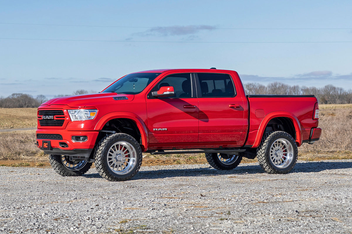 ram_sport-flares-install04_1_4.jpg
