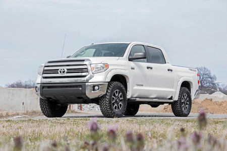 toyota-16-tundra-870-fdmid-outdoor_2.jpg