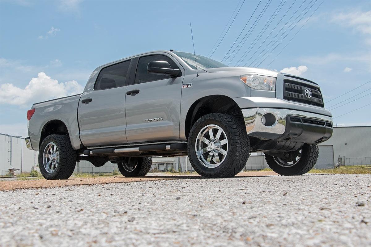 toyota-lift-kit_76720-silvertundra2_1_1_2_1.jpg