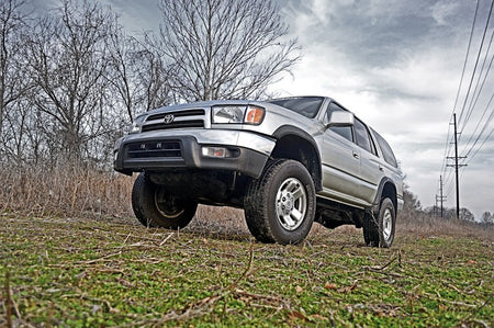 toyota-lift-kit_771n2-installed-1_3.jpg